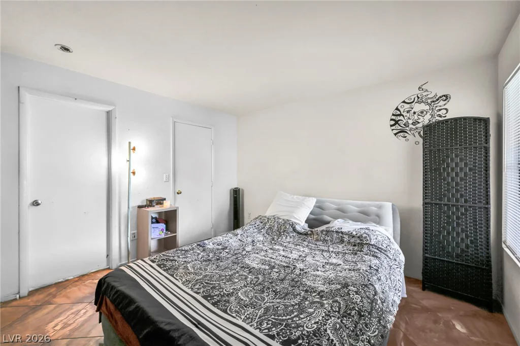 2300 Silverado Ranch, Las Vegas, NV 89183