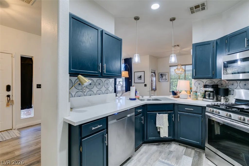 7221 Scenic Desert, Las Vegas, NV 89131
