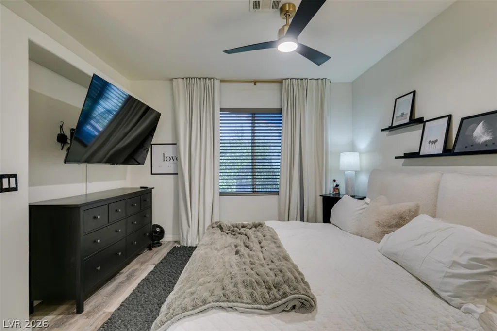 7221 Scenic Desert, Las Vegas, NV 89131