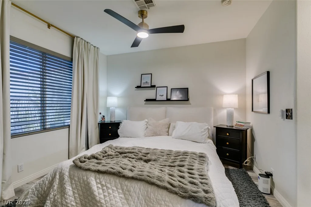 7221 Scenic Desert, Las Vegas, NV 89131
