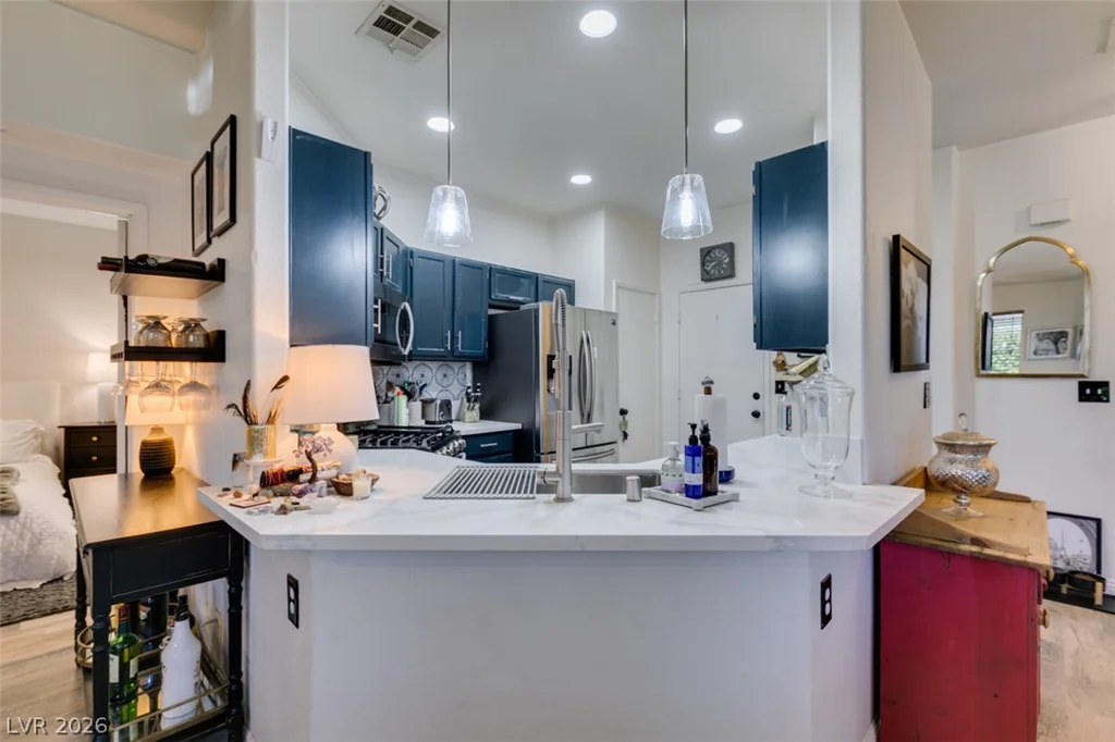 7221 Scenic Desert, Las Vegas, NV 89131