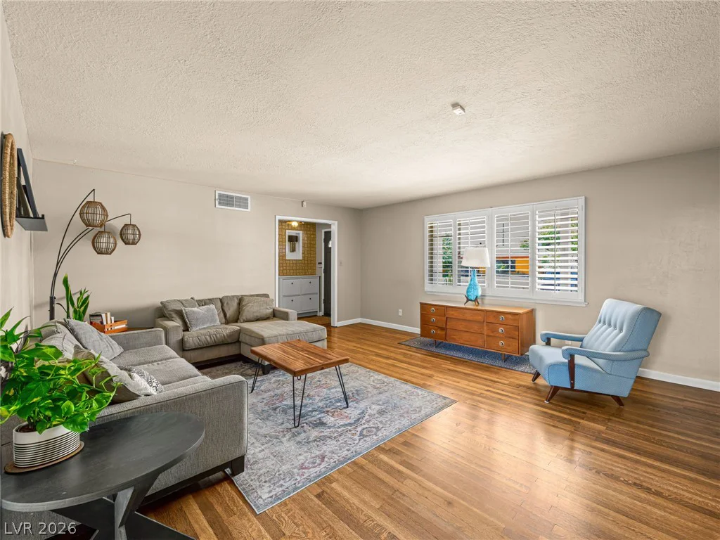 801 Griffith, Las Vegas, NV 89104
