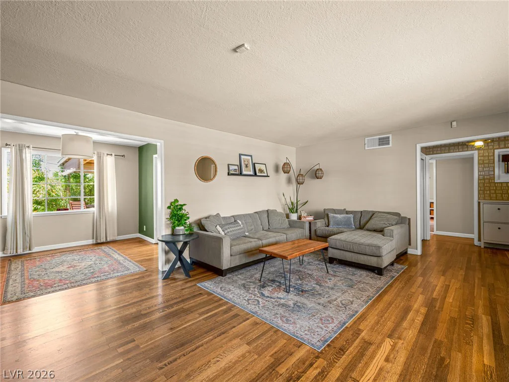 801 Griffith, Las Vegas, NV 89104