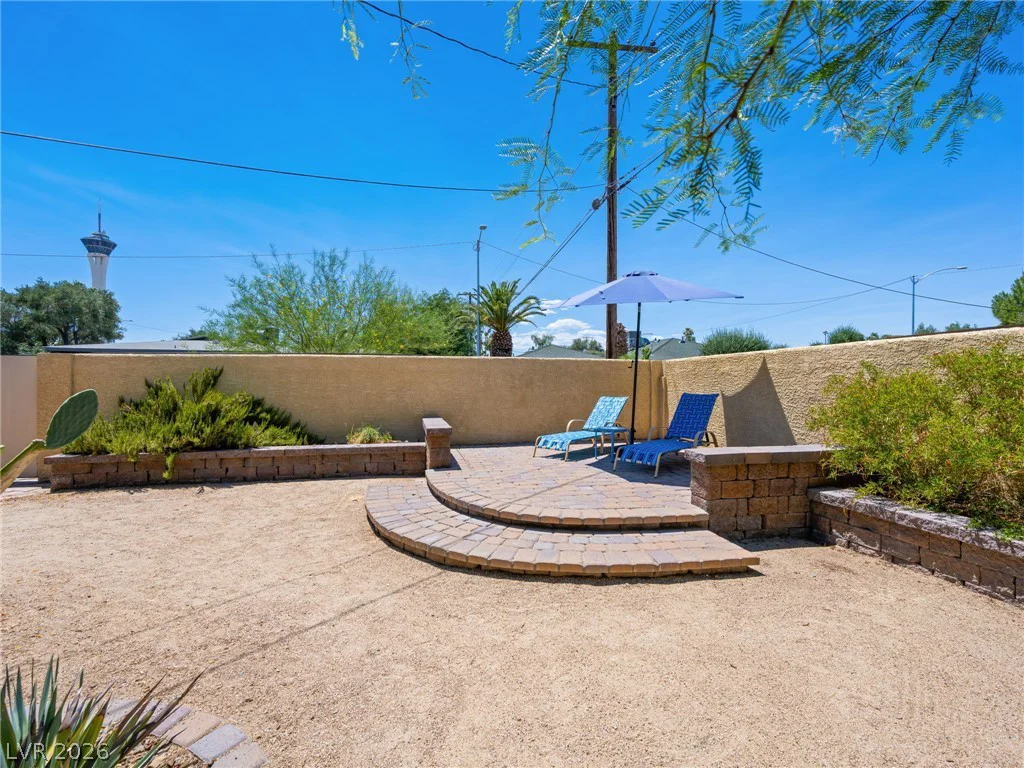 801 Griffith, Las Vegas, NV 89104
