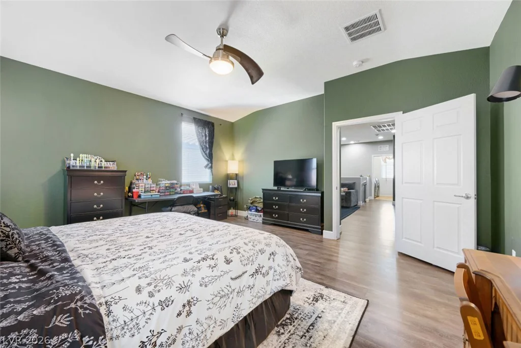 6841 Compass Cove, Las Vegas, NV 89142