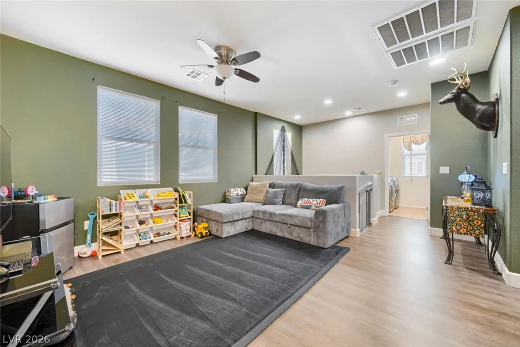6841 Compass Cove, Las Vegas, NV 89142