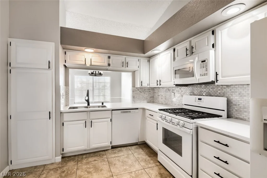 4912 Birch Bay, Las Vegas, NV 89130