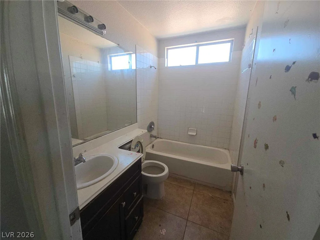 4803 Via Maria, North Las Vegas, NV 89031