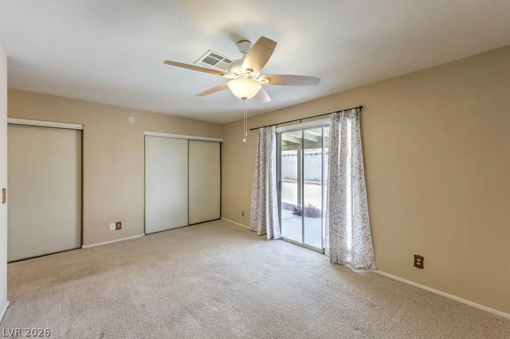 6304 LA MADRE, Las Vegas, NV 89130
