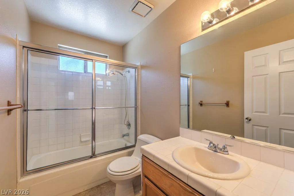 6304 LA MADRE, Las Vegas, NV 89130