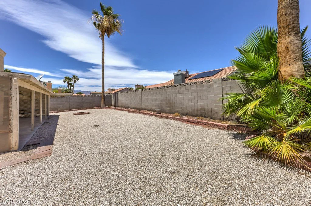 6304 LA MADRE, Las Vegas, NV 89130