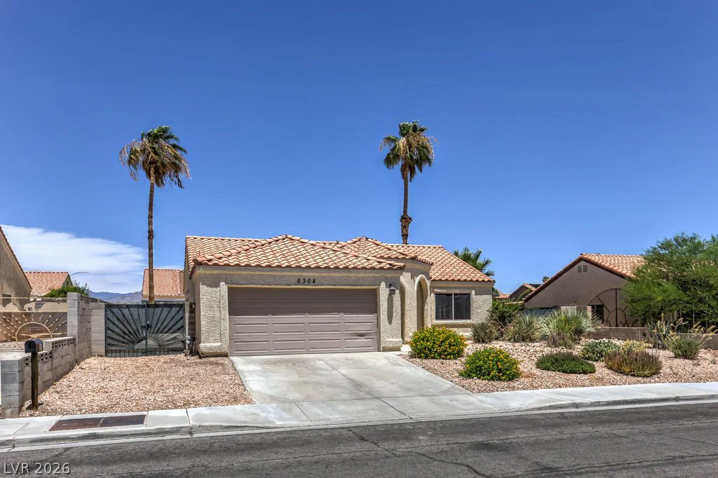 6304 LA MADRE, Las Vegas, NV 89130
