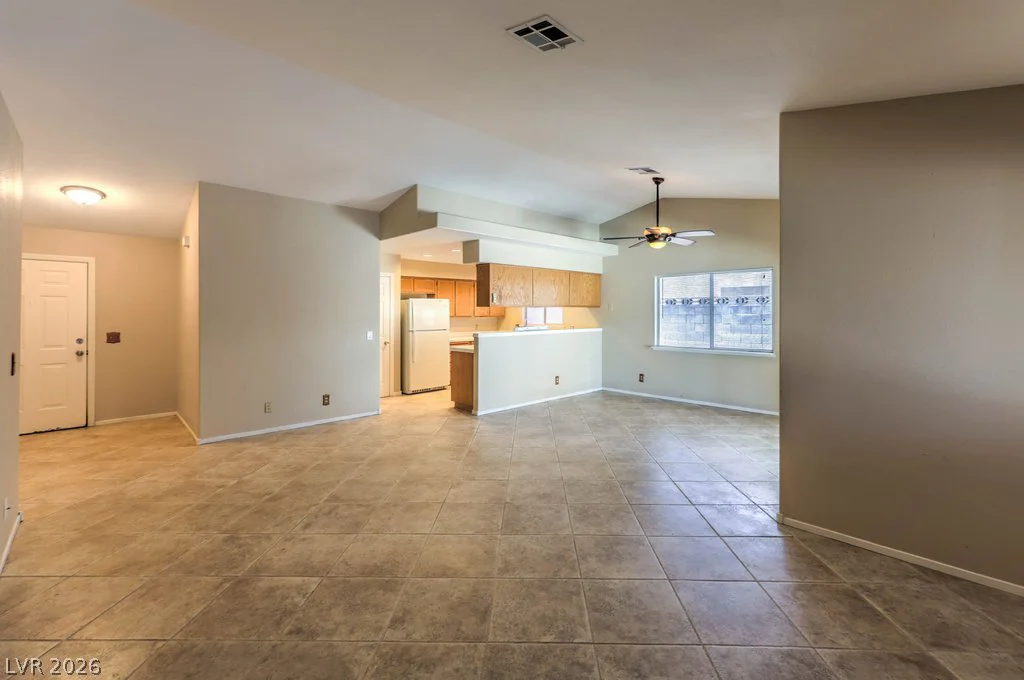6304 LA MADRE, Las Vegas, NV 89130