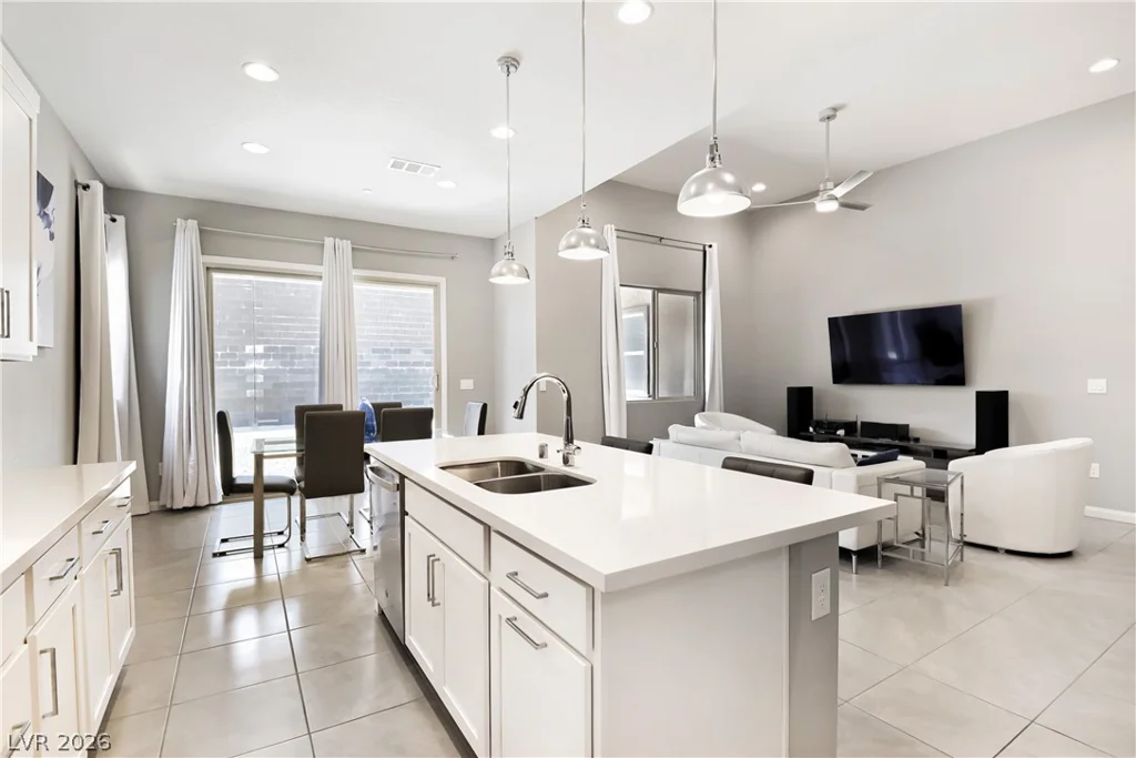 10231 Tidal Force, Las Vegas, NV 89143