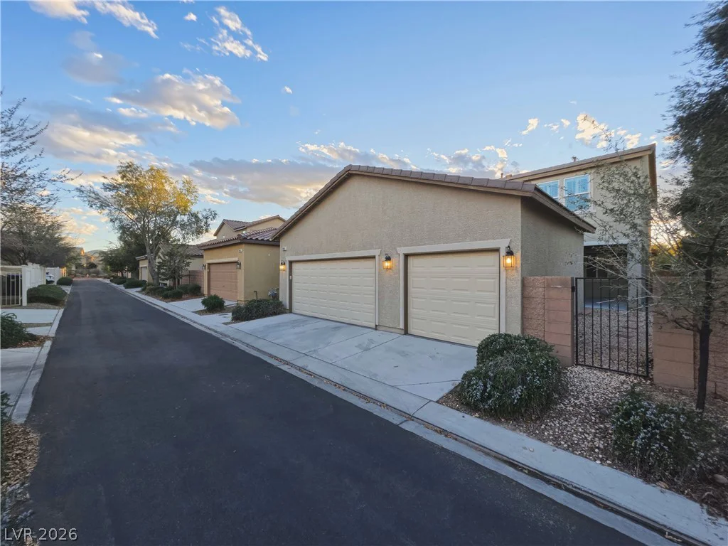2064 Thames View, Henderson, NV 89044