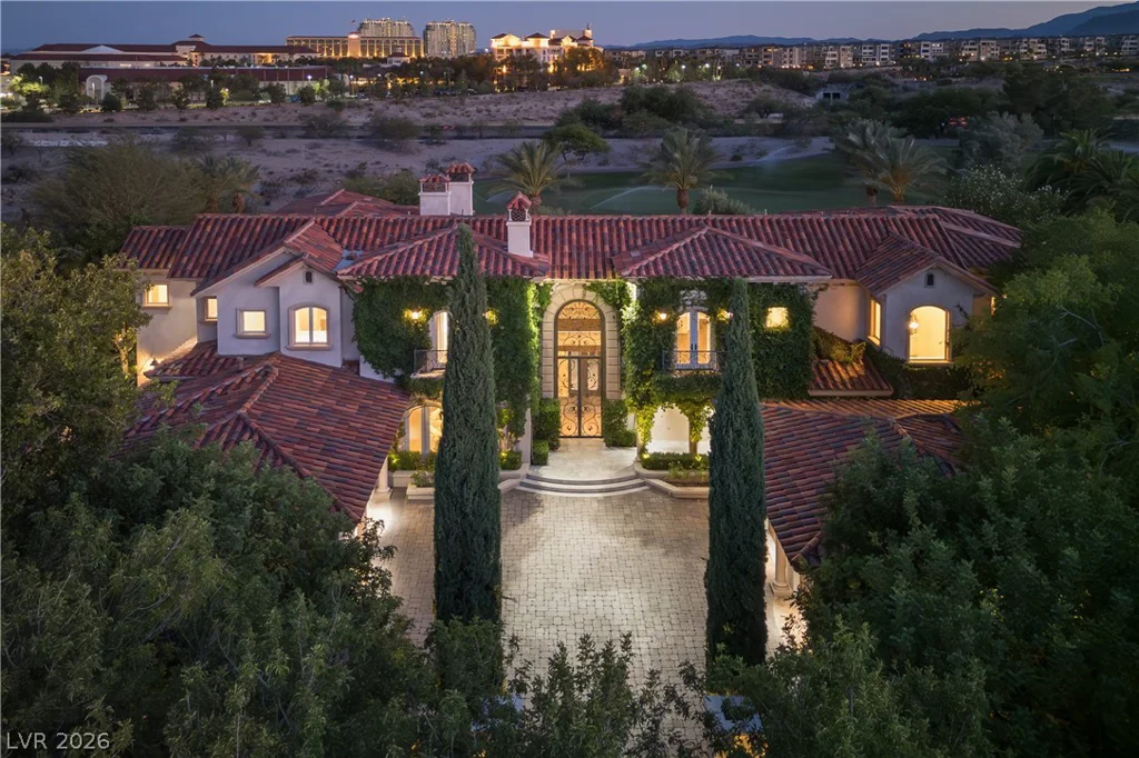 9017 Grove Crest, Las Vegas, NV 89134