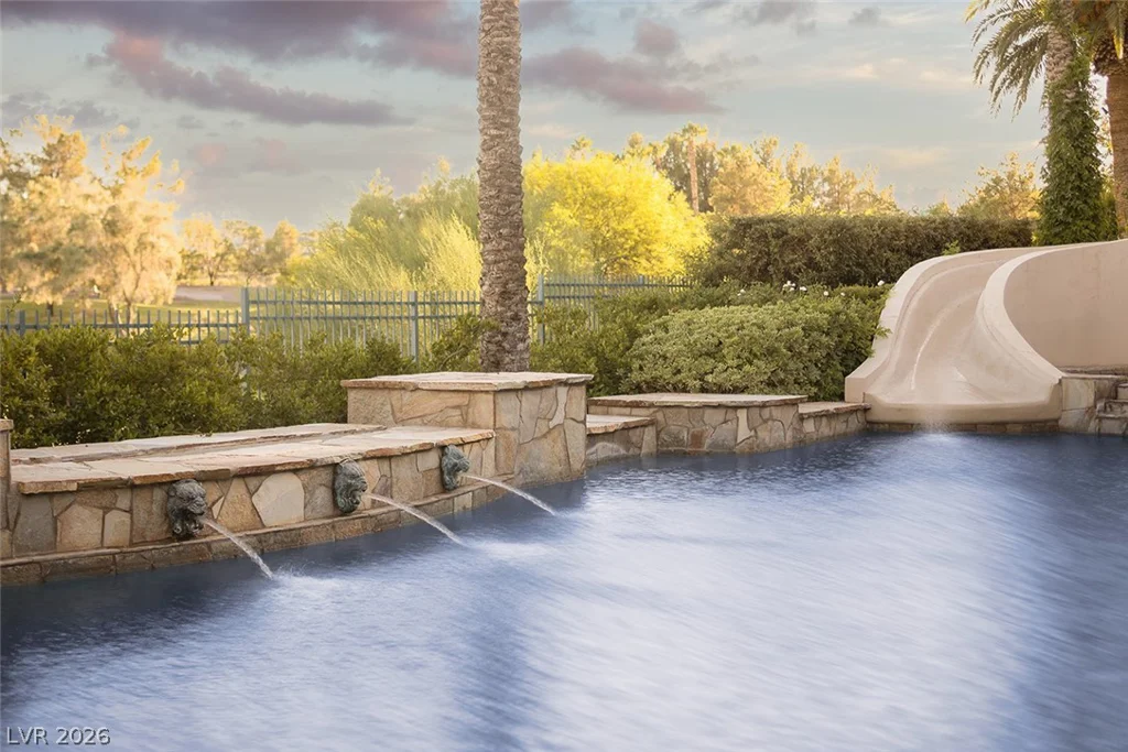 9017 Grove Crest, Las Vegas, NV 89134
