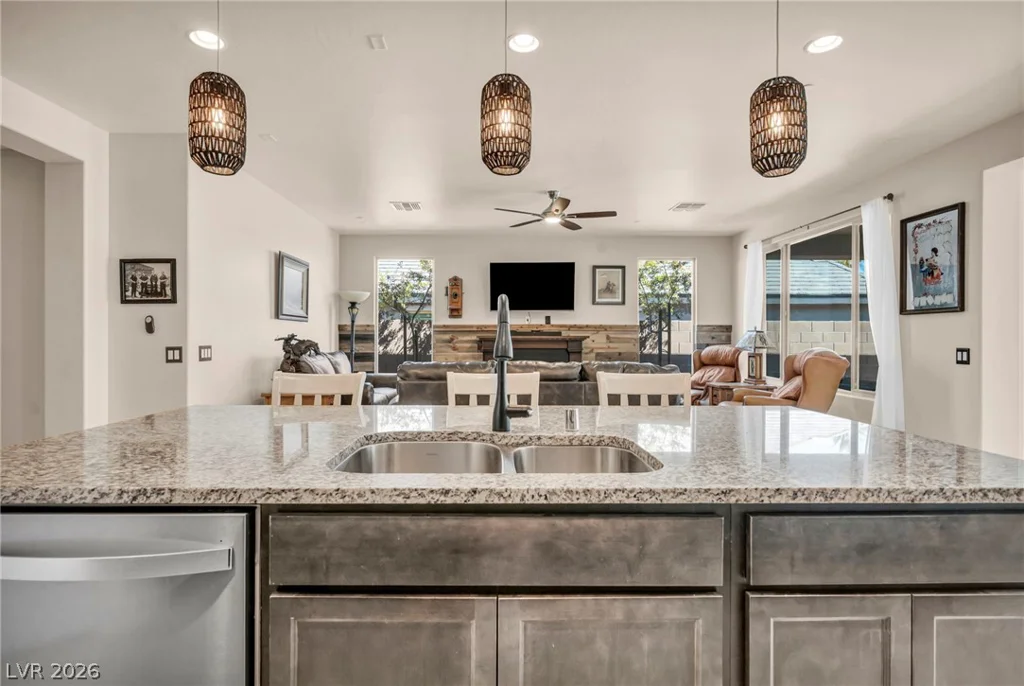 40 Vicolo Della Luna, Henderson, NV 89011