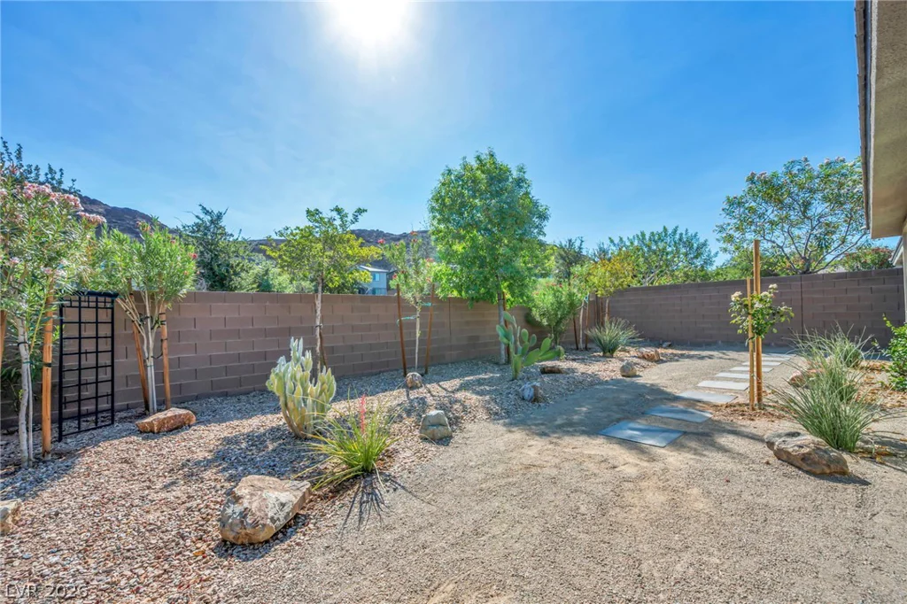 40 Vicolo Della Luna, Henderson, NV 89011