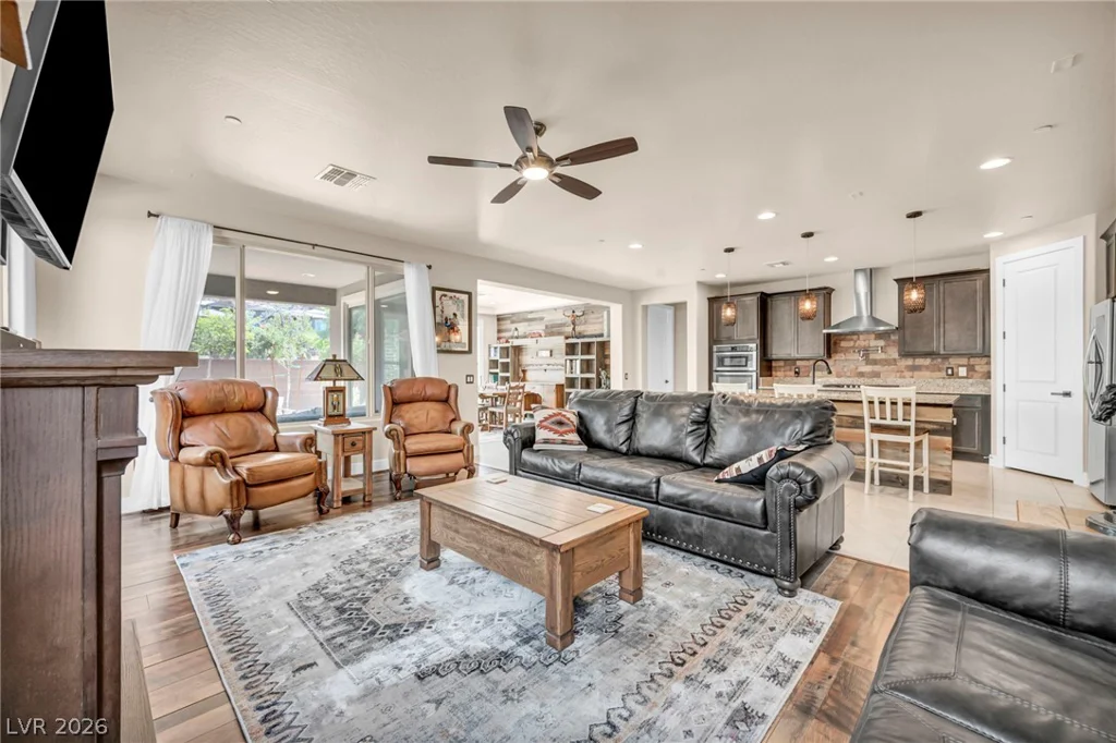 40 Vicolo Della Luna, Henderson, NV 89011
