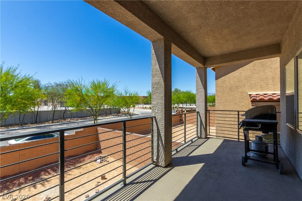 5707 Robin Ridge, Las Vegas, NV 89141