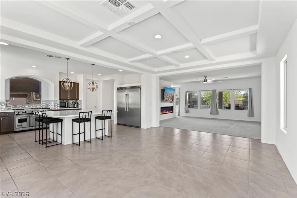 5707 Robin Ridge, Las Vegas, NV 89141