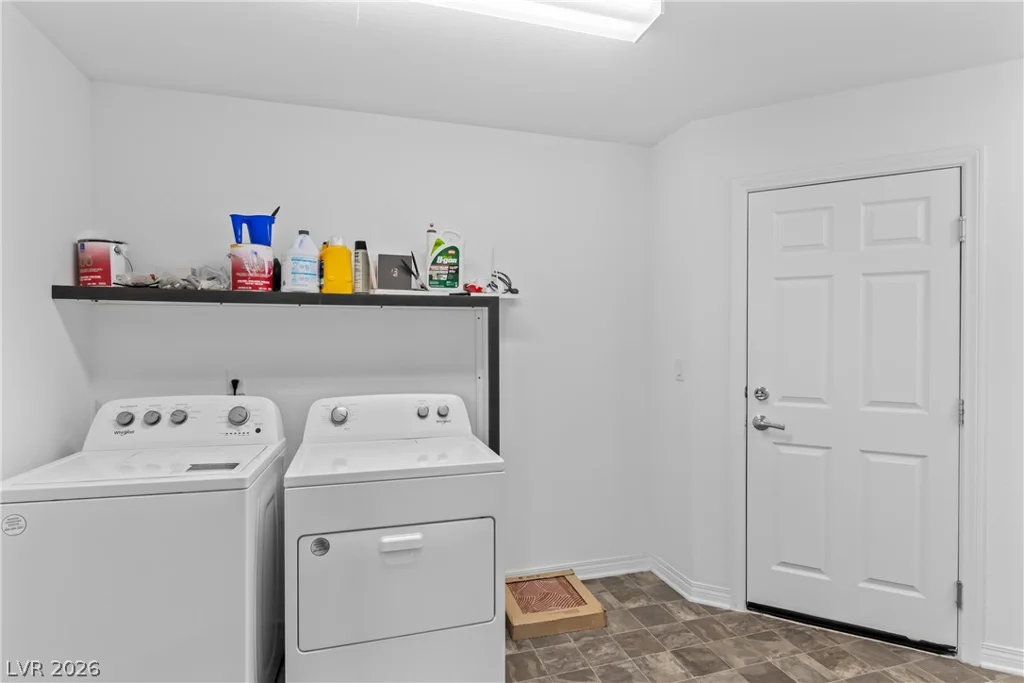 5707 Robin Ridge, Las Vegas, NV 89141