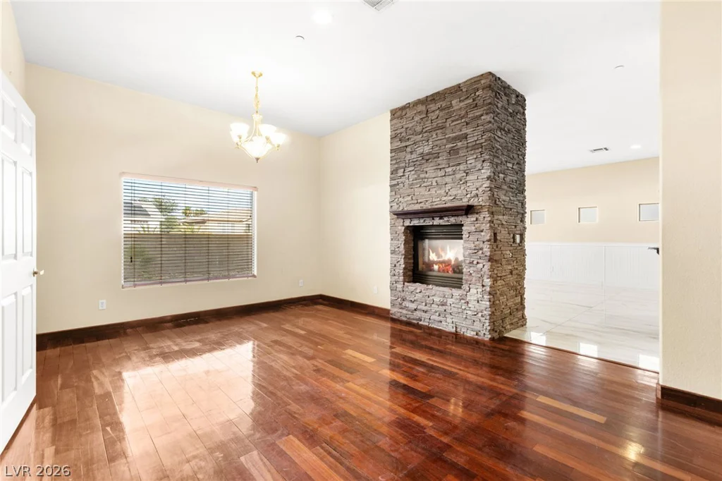 5584 Hawley, Las Vegas, NV 89118