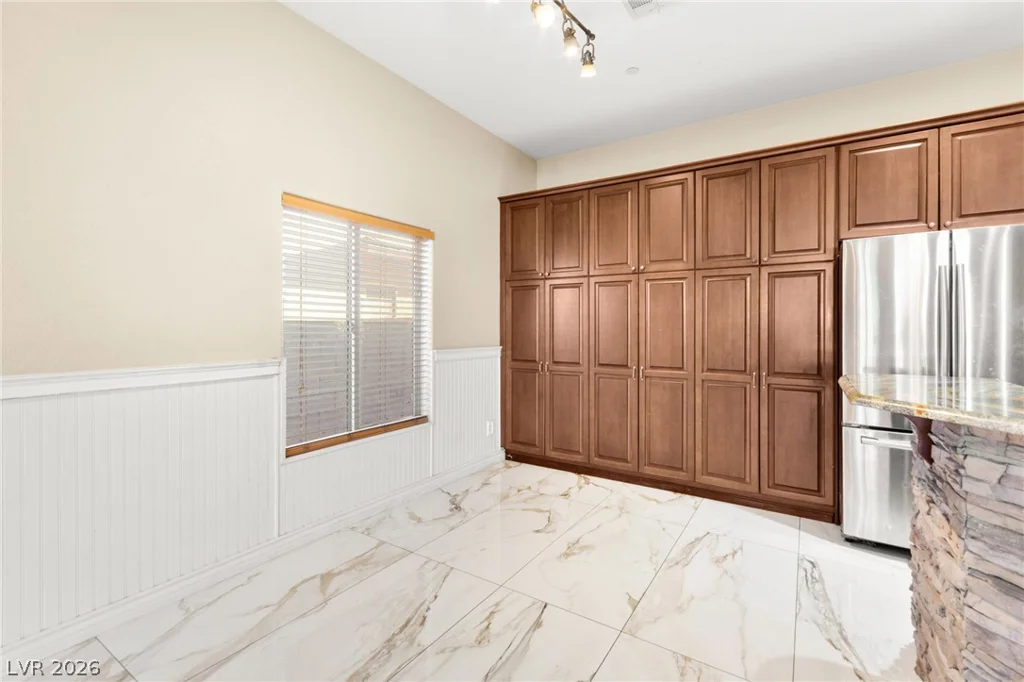 5584 Hawley, Las Vegas, NV 89118