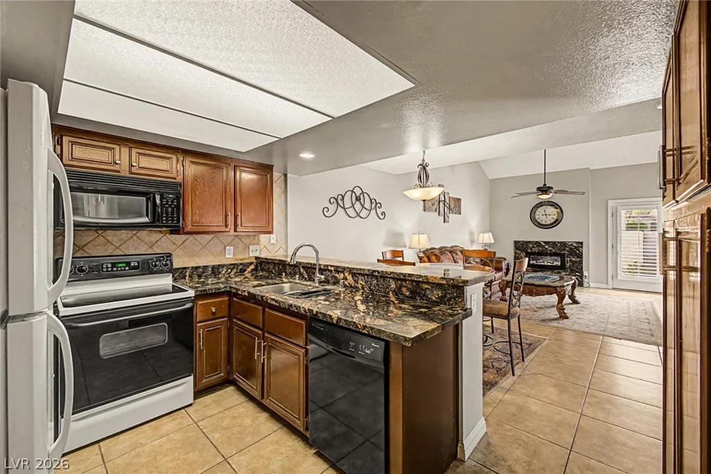 2753 Lodestone, Las Vegas, NV 89117