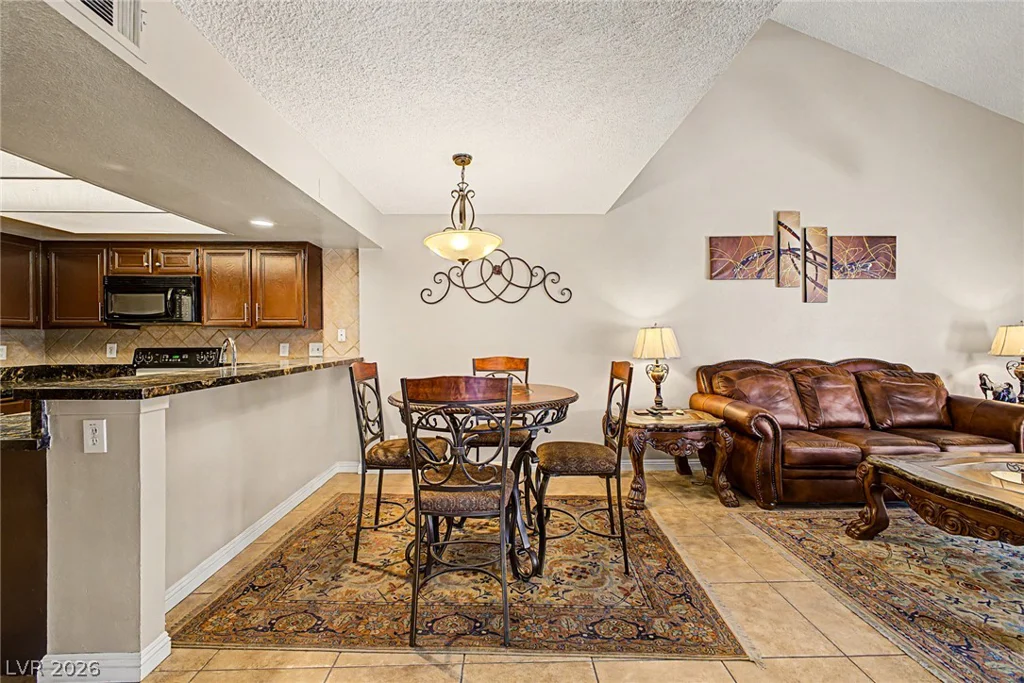 2753 Lodestone, Las Vegas, NV 89117