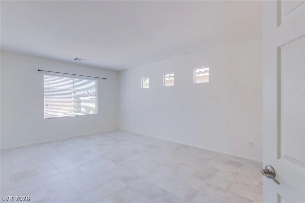 6284 Canvasback, Las Vegas, NV 89122