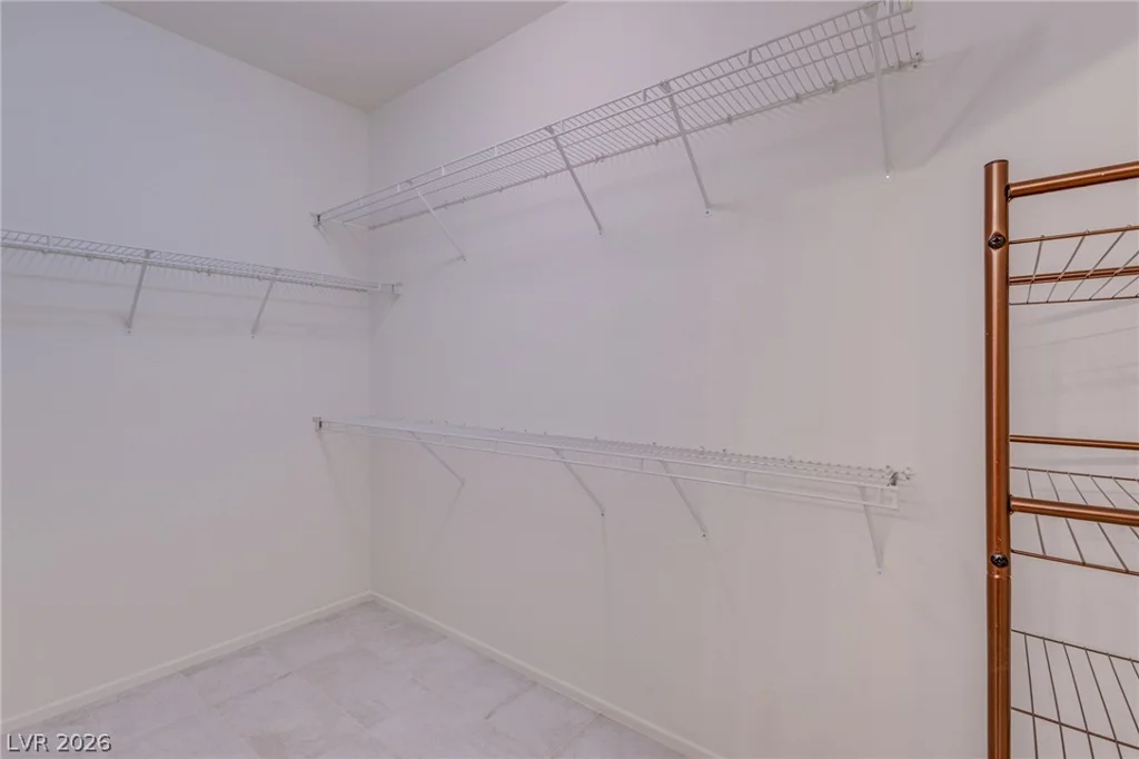 6284 Canvasback, Las Vegas, NV 89122