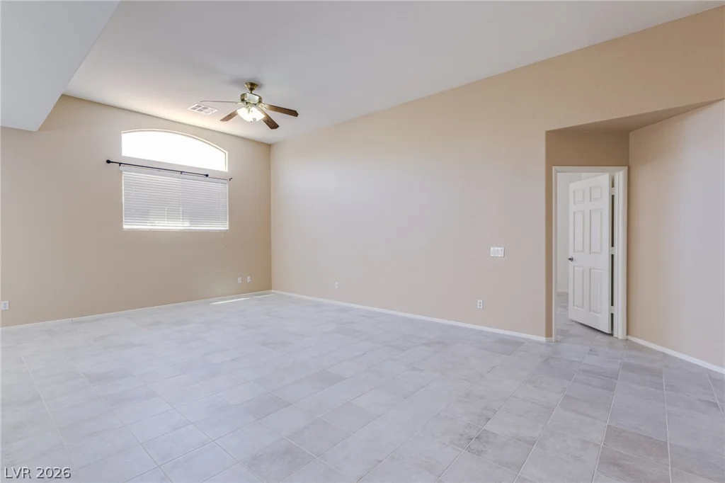 6284 Canvasback, Las Vegas, NV 89122
