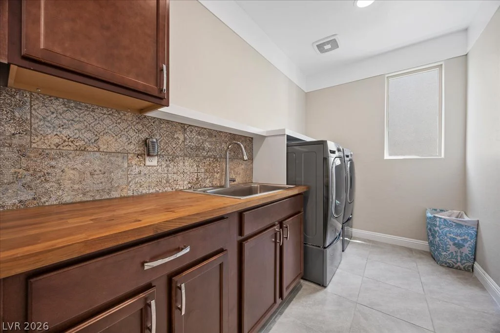 12723 Coastline Shadow, Las Vegas, NV 89141
