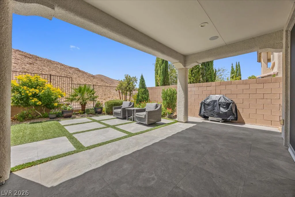 12723 Coastline Shadow, Las Vegas, NV 89141