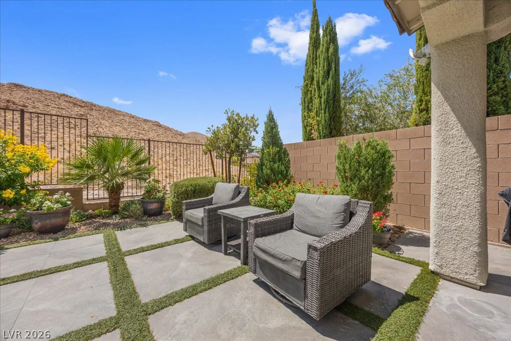 12723 Coastline Shadow, Las Vegas, NV 89141