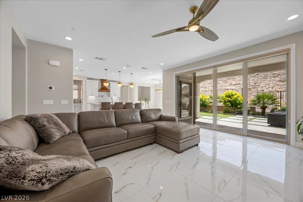 12723 Coastline Shadow, Las Vegas, NV 89141