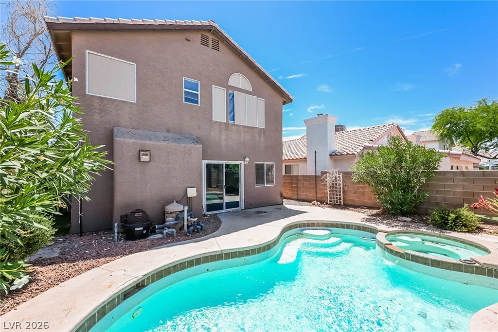6957 Wineberry, Las Vegas, NV 89119
