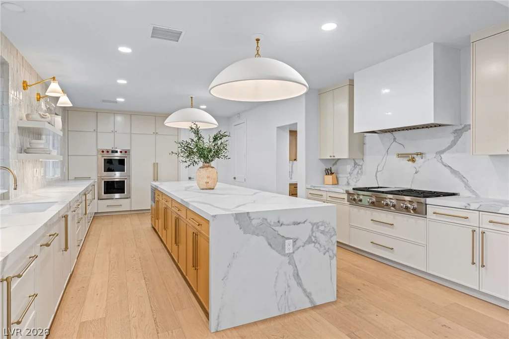 1705 Cypress Manor, Henderson, NV 89012