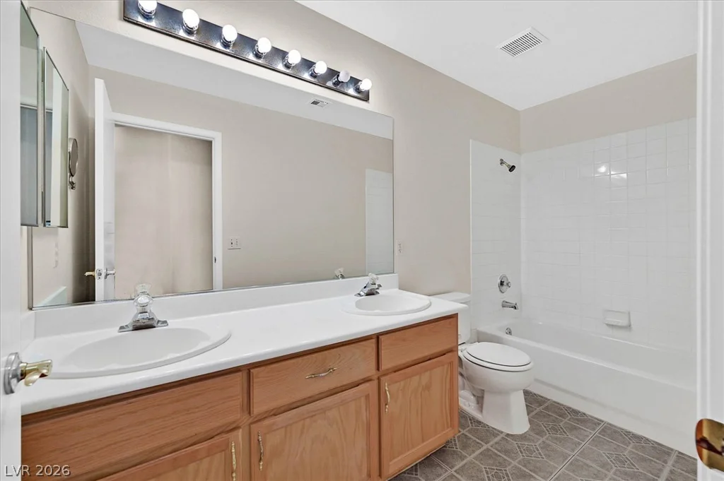 9790 Silver Dew Street, Las Vegas, NV 89183