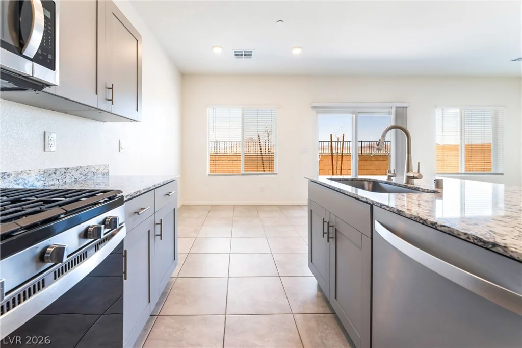 410 Larksong, Henderson, NV 89011
