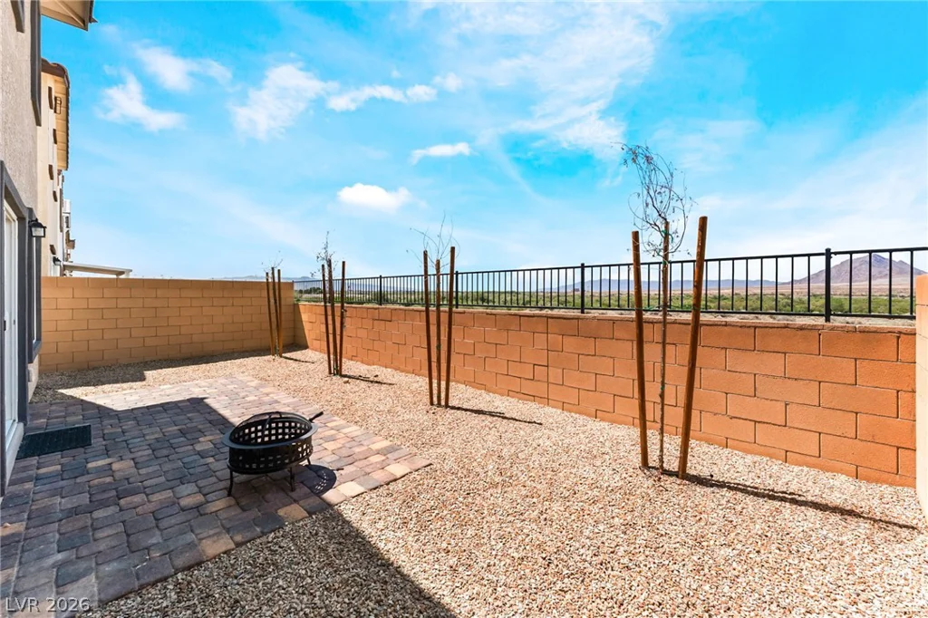 410 Larksong, Henderson, NV 89011