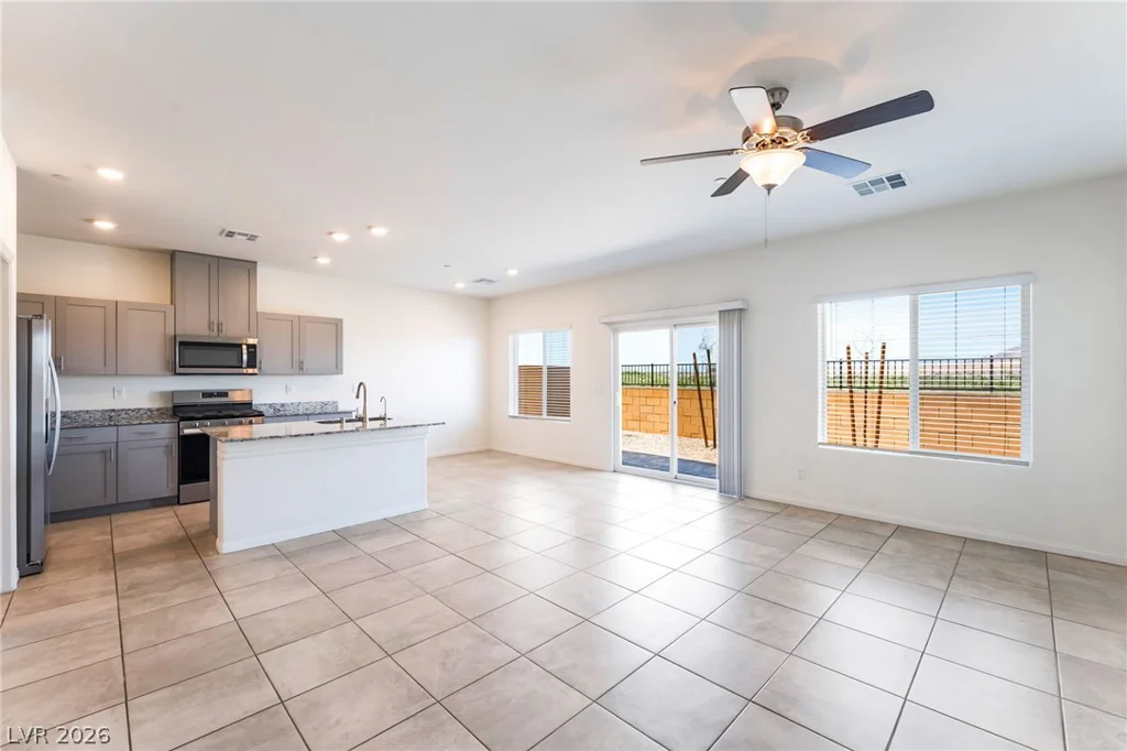 410 Larksong, Henderson, NV 89011