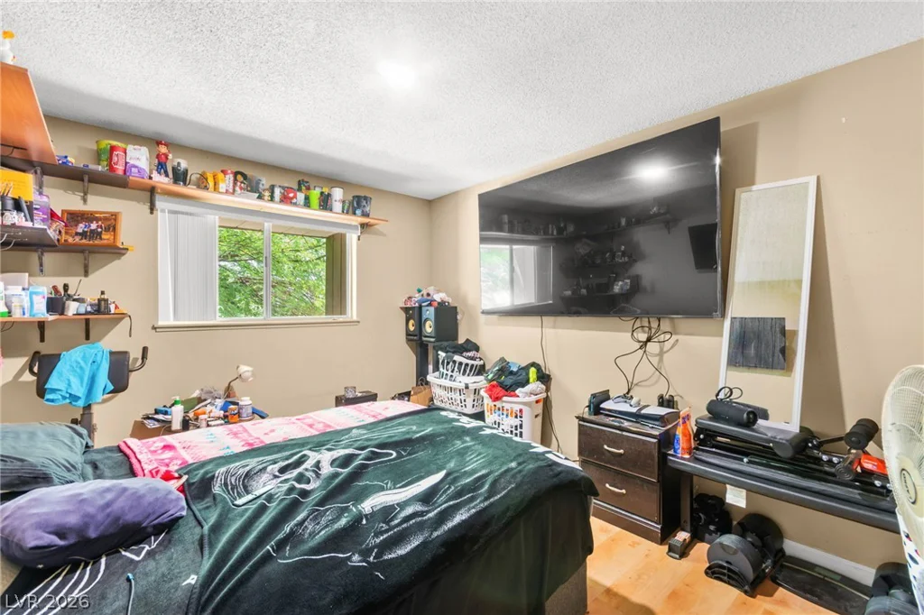 816 Antigua, Las Vegas, NV 89145
