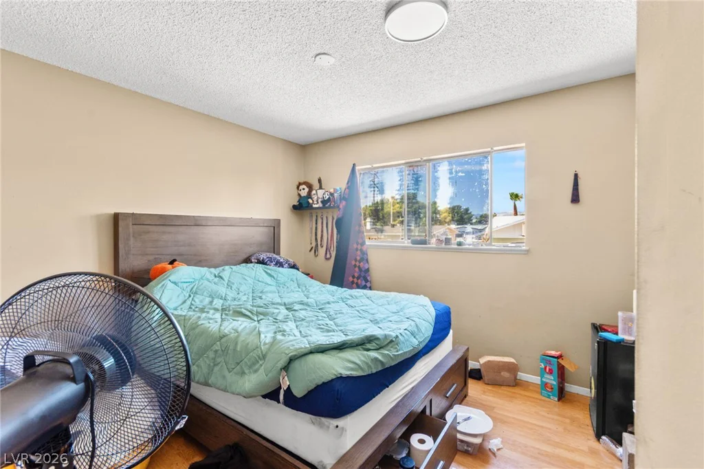 816 Antigua, Las Vegas, NV 89145