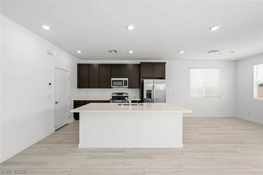 8172 Gusty Brook, Las Vegas, NV 89113