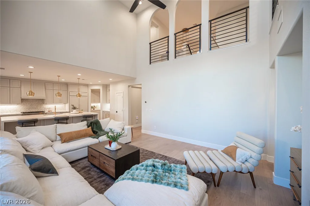 938 Roseberry, Las Vegas, NV 89138