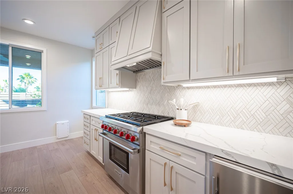 938 Roseberry, Las Vegas, NV 89138