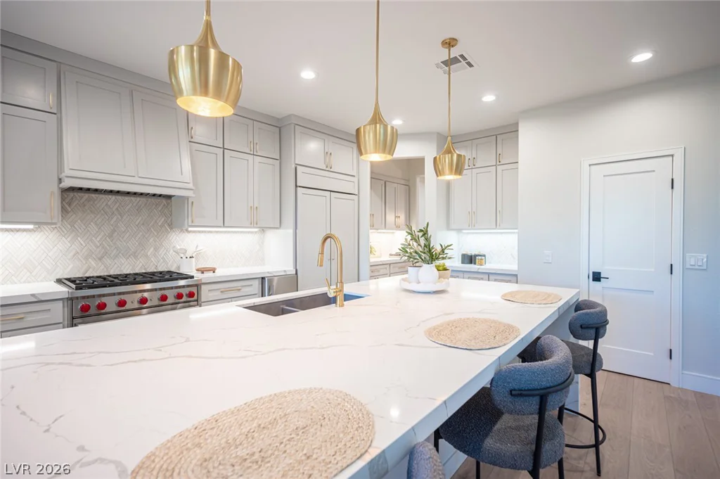 938 Roseberry, Las Vegas, NV 89138